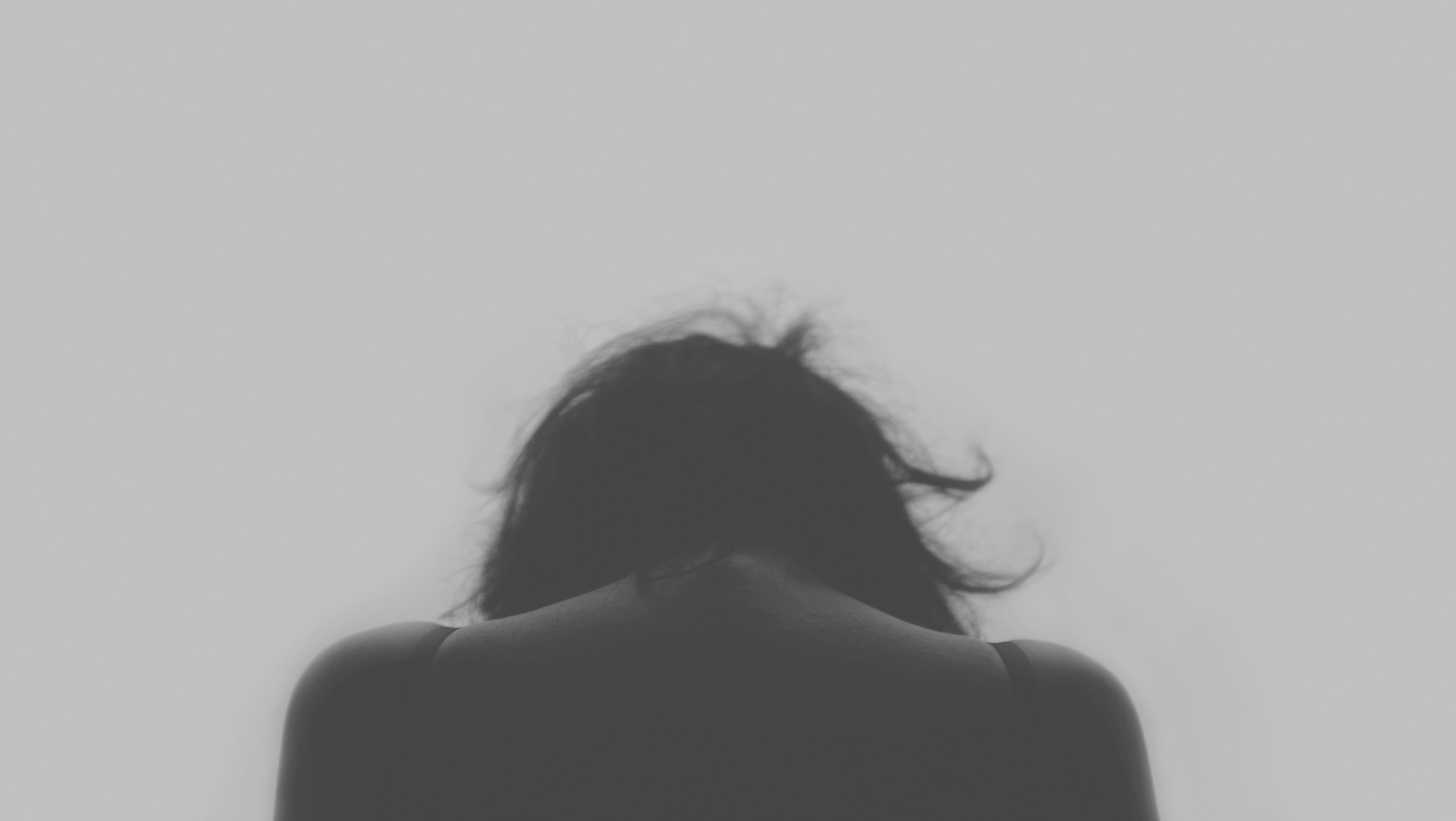 depressed-woman