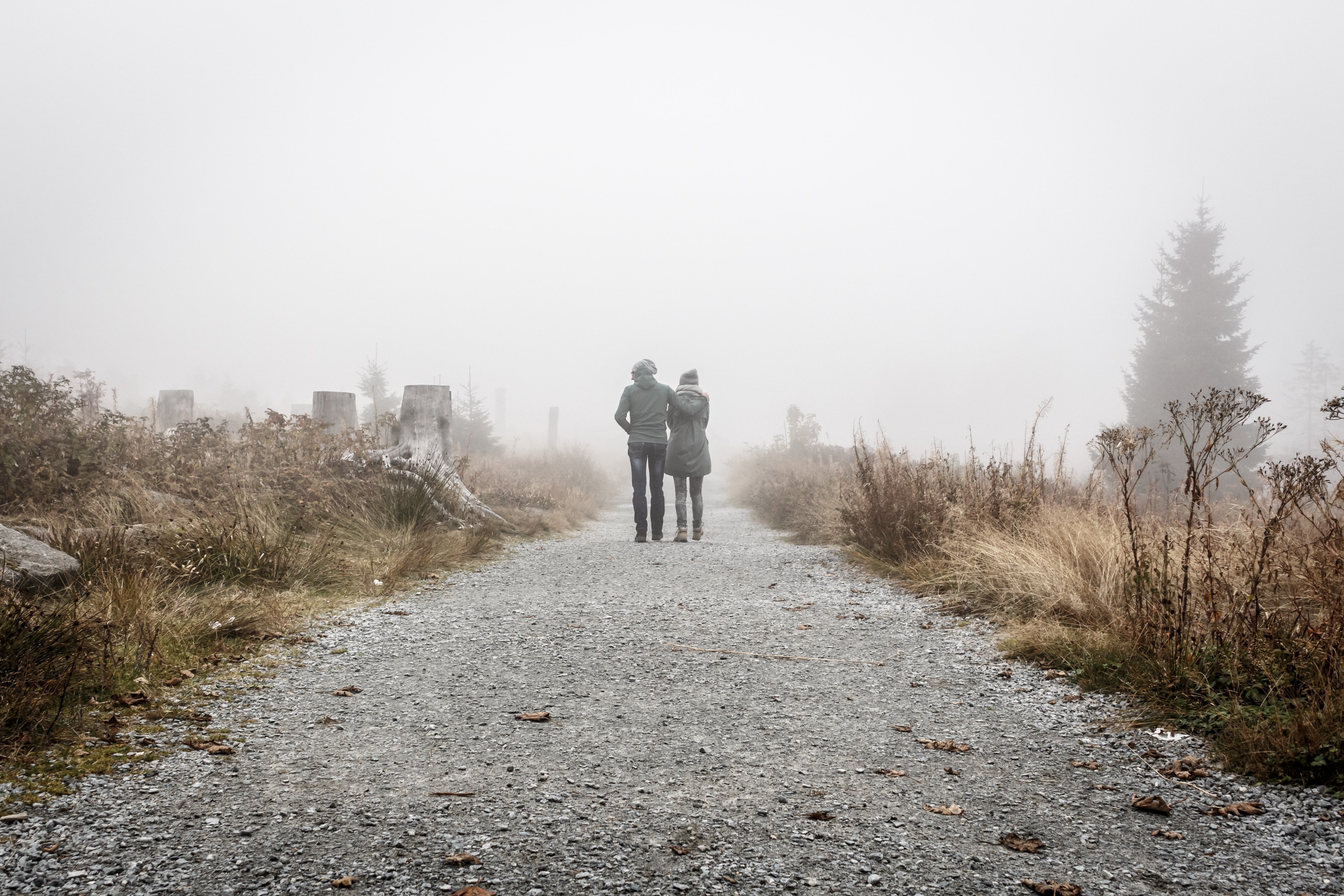 couple-walking-together